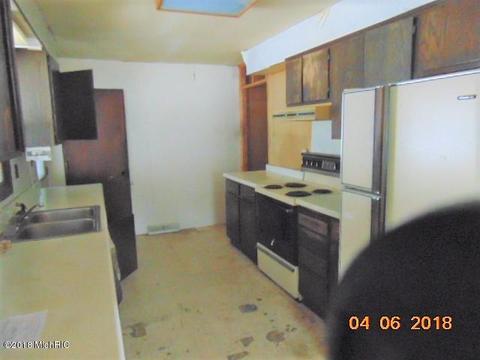 2091 E 108th St, Grant, MI 49327 photo 6