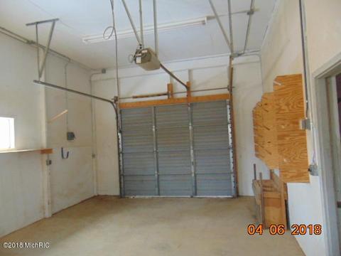 2091 E 108th St, Grant, MI 49327 photo 15
