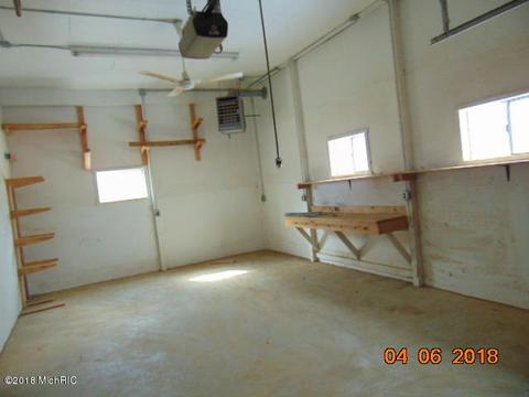 2091 E 108th St, Grant, MI 49327 photo 16