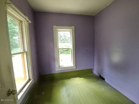 287 Beech St, Freeport, MI 49325 photo 10