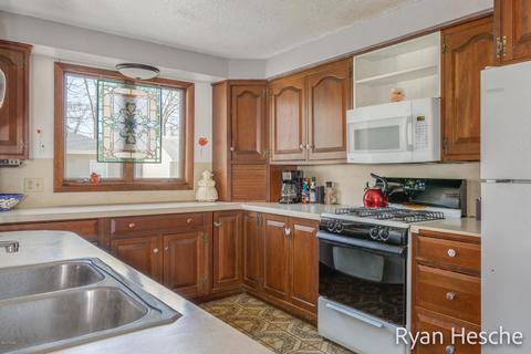 205 E Main St, Saranac, MI 48881 photo 14