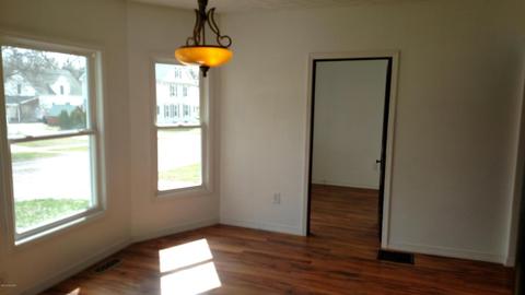 621 Alderman St, Belding, MI 48809 photo 9