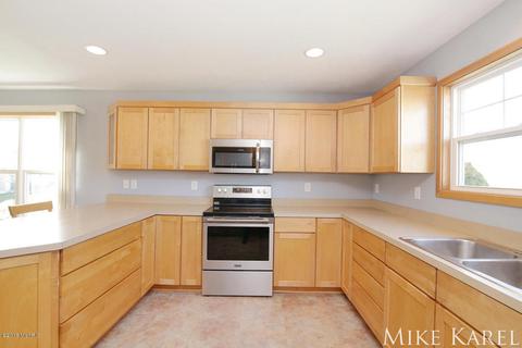 8206 Briar Ln, Jenison, MI 49428 photo 10