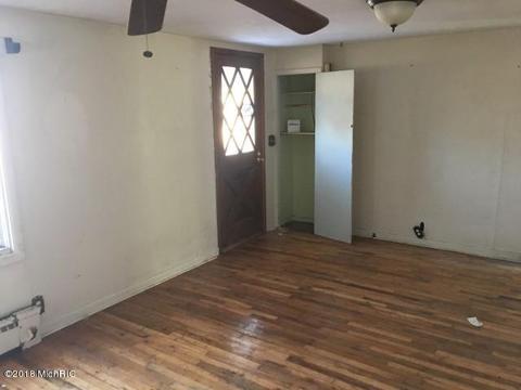608 E Colby Rd, Stanton, MI 48888 photo 13