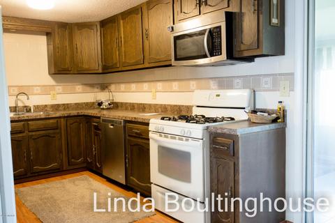 9325 E Colby Rd, Crystal, MI 48818 photo 16