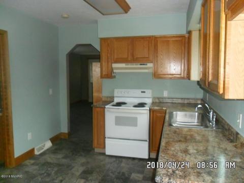 5809 Heritage Dr, Pullman, MI 49450 photo 7