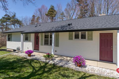 9293 28th St SE, Ada, MI 49301 photo 5
