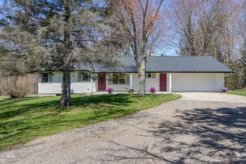9293 28th St SE, Ada, MI 49301 photo 1