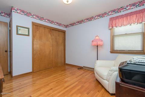 9293 28th St SE, Ada, MI 49301 photo 18