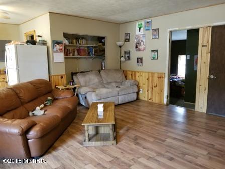 4103 E 40th St, Chase, MI 49623 photo 6