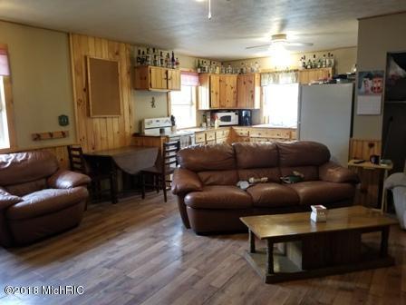 4103 E 40th St, Chase, MI 49623 photo 7