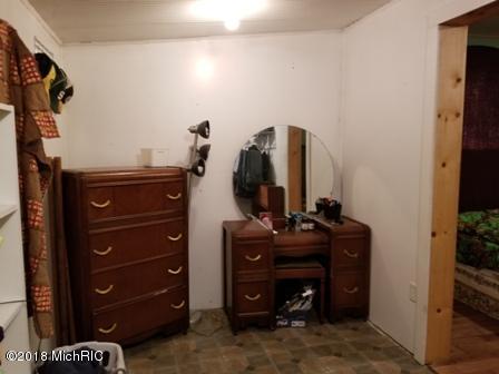 4103 E 40th St, Chase, MI 49623 photo 9