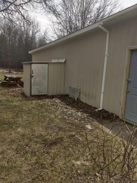 11075 S River Rd, Evart, MI 49631 photo 6