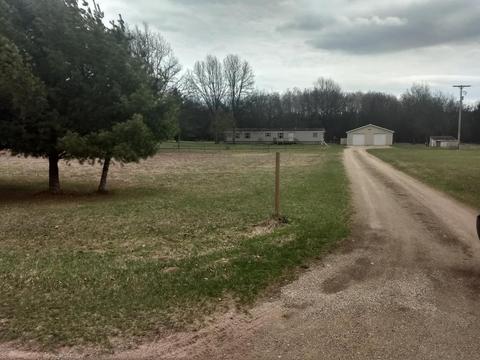 11075 S River Rd, Evart, MI 49631 photo 3