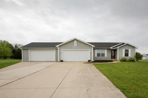1018 Allen Ct, Plainwell, MI 49080 photo 2