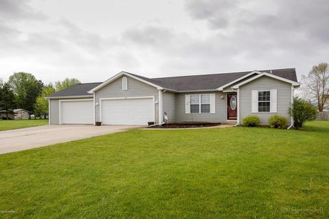 1018 Allen Ct, Plainwell, MI 49080 photo 1