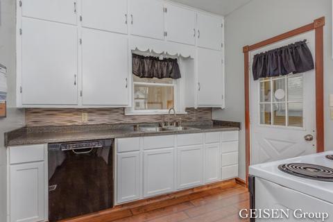 723 S Pleasant St, Belding, MI 48809 photo 6