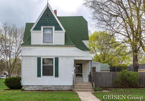 723 S Pleasant St, Belding, MI 48809 photo 3