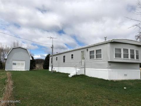 8145 20th Ave, Remus, MI 49340 photo 1