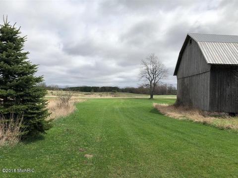 8145 20th Ave, Remus, MI 49340 photo 4