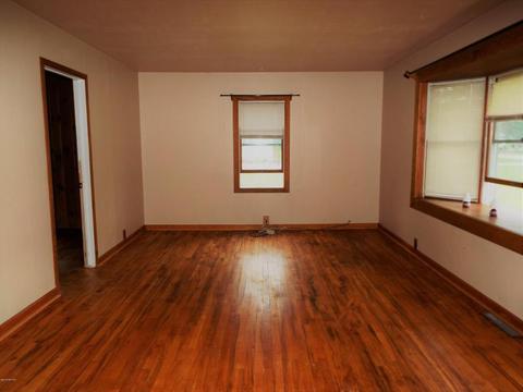 1592 E Wilcox, White Cloud, MI 49349 photo 2