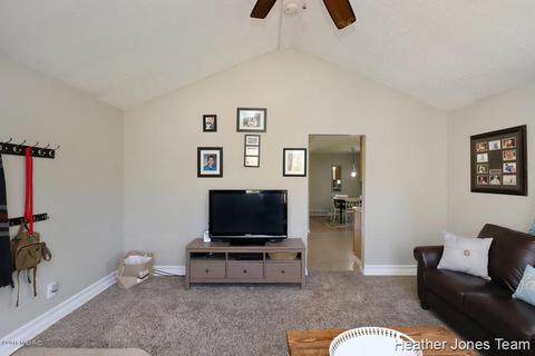 923 Water St, Belding, MI 48809 photo 7