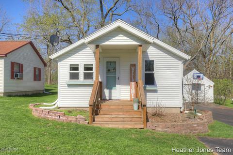 923 Water St, Belding, MI 48809 photo 2