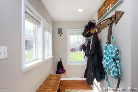 923 Water St, Belding, MI 48809 photo 4