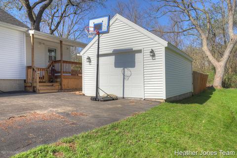 923 Water St, Belding, MI 48809 photo 20