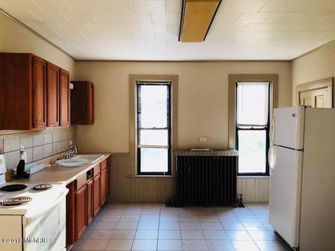282 Third St, Manistee, MI 49660 photo 17