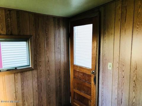 282 Third St, Manistee, MI 49660 photo 21