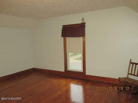 218 E Corey St, Bronson, MI 49028 photo 12