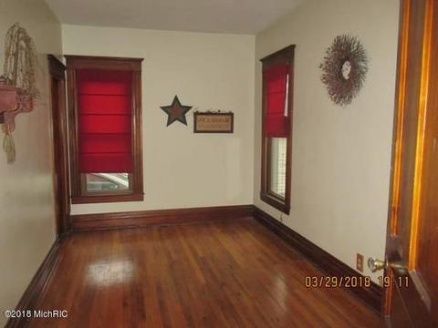 218 E Corey St, Bronson, MI 49028 photo 10