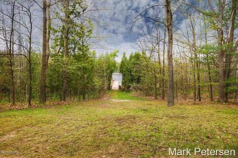 4039 Kenneth Webb Dr, Stanton, MI 48888 photo 32