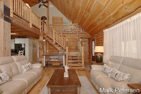 4039 Kenneth Webb Dr, Stanton, MI 48888 photo 7