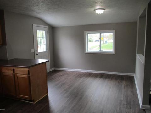 351 E Morrell St, Otsego, MI 49078 photo 7