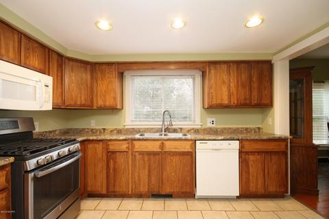 839 E Wilcox Ave, White Cloud, MI 49349 photo 13
