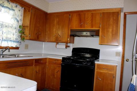 13240 E Territorial Rd, Waldron, MI 49288 photo 4