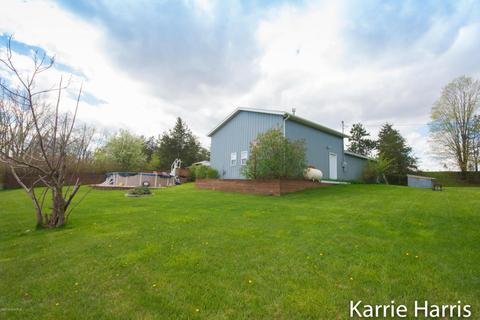 7726 Eldred Dr, Crystal, MI 48818 photo 2