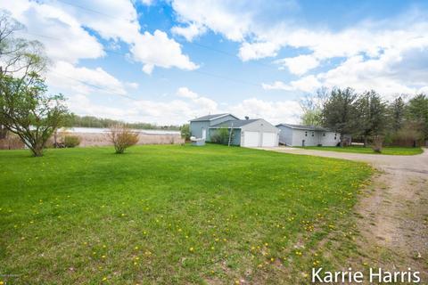 7726 Eldred Dr, Crystal, MI 48818 photo 3