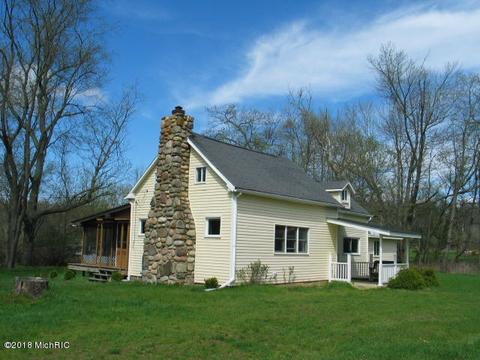 8634 Struble Rd, Jerome, MI 49249 photo 1