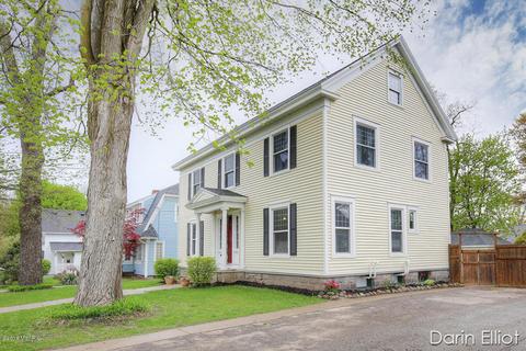 322 E Washington St, Belding, MI 48809 photo 3