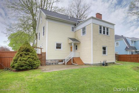 322 E Washington St, Belding, MI 48809 photo 24