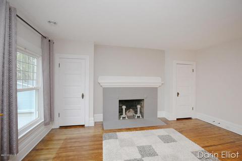 322 E Washington St, Belding, MI 48809 photo 17