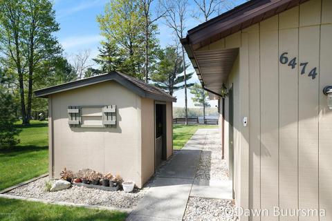 6474 E Carrigan Dr, Newaygo, MI 49337 photo 4