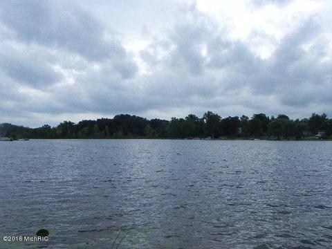 2577 Bluff Dr, Reading, MI 49274 photo 9