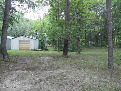 2577 Bluff Dr, Reading, MI 49274 photo 12