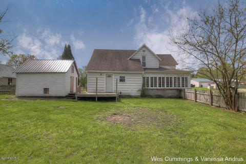 916 Pearl St, Belding, MI 48809 photo 26