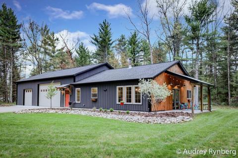 4372 S Spruce Ave, White Cloud, MI 49349 photo 2
