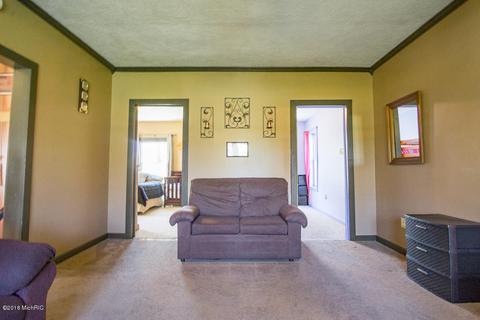 885 Oak St, Baldwin, MI 49304 photo 9